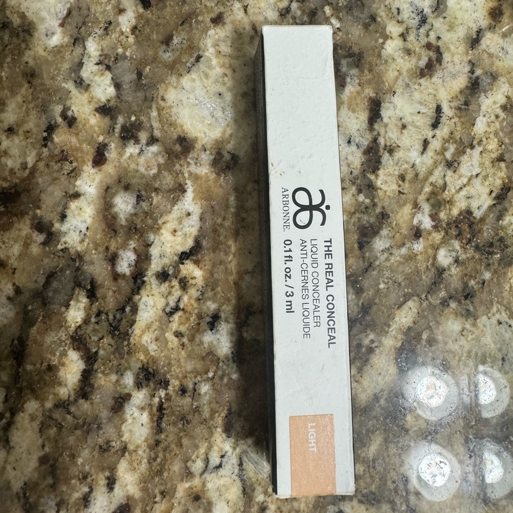 The Real Conceal Liquid Concealer